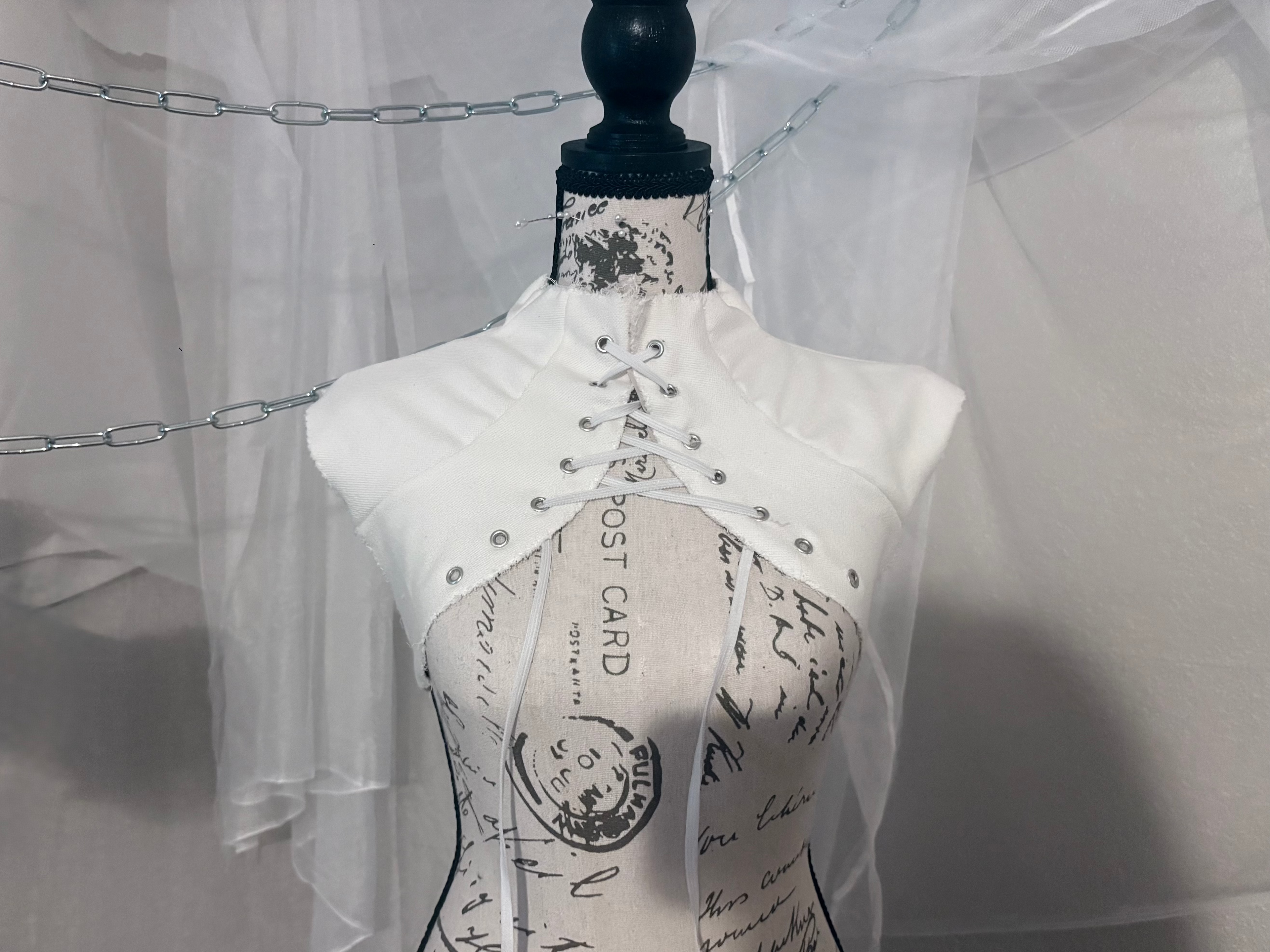 lace up capelet